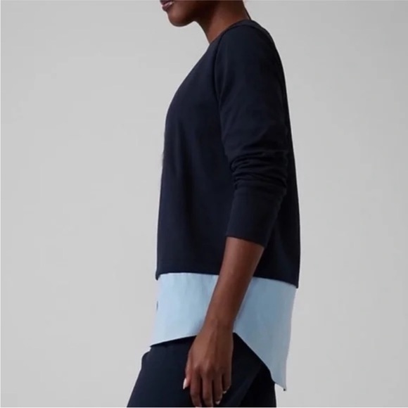 Athleta Color Block Navy Blue Mixed Media
Gallery Top 2.0 Size Small - Picture 2 of 7